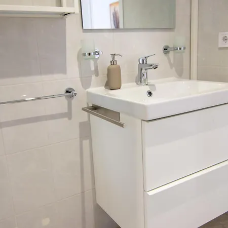 Apartment Rentafive - Nuevo - Reformado - A/a - Ascensor Santa Pola